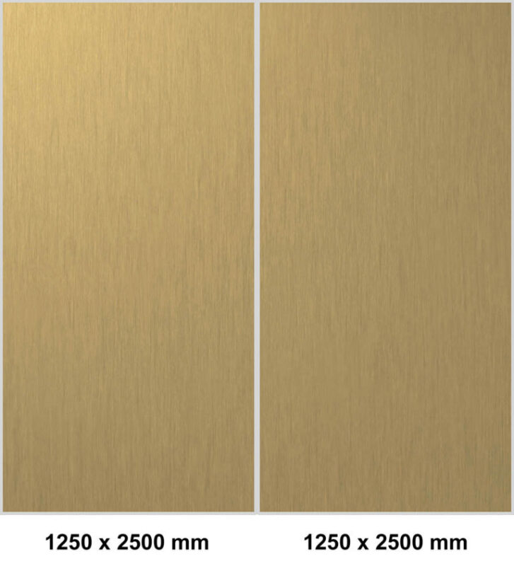 Corner shower set — Metal finish